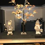 House Noyer דורבורי